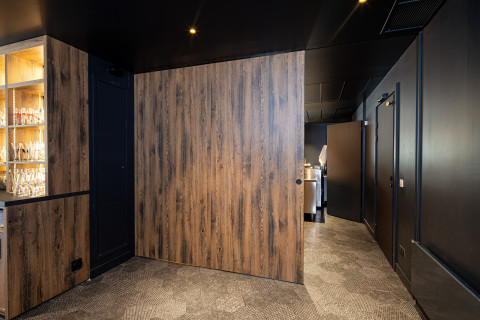 Houten schuifdeur die in de wand schuift uit het proslide gamma van ARLU